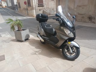 SCOOTER APRILIA ARRECIFE 250