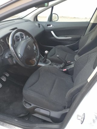 Peugeot 308 2011