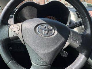 Toyota Auris 1.6 VVT-i Sol 124CV – Gasolina – Año