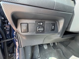 Toyota Auris 1.6 VVT-i Sol 124CV – Gasolina – Año