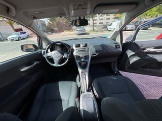 Toyota Auris 1.6 VVT-i Sol 124CV – Gasolina – Año