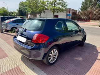 Toyota Auris 1.6 VVT-i Sol 124CV – Gasolina – Año