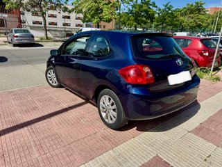 Toyota Auris 1.6 VVT-i Sol 124CV – Gasolina – Año