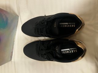 Zapatillas Skechers Negras Mujer