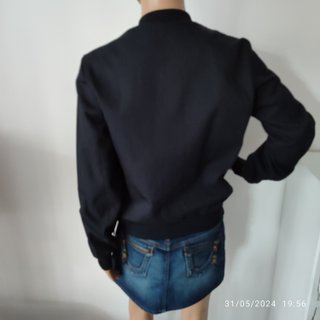 Giubbottino K-Way nero con zip colorata