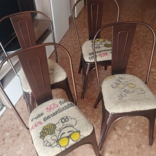 4 Sillas metal con asiento de tela de saco