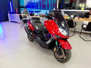 YAMAHA TMAX 500 Inyección
