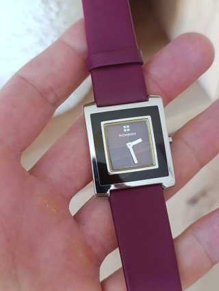 Reloj Yves Saint Laurent Cuadrado Morado