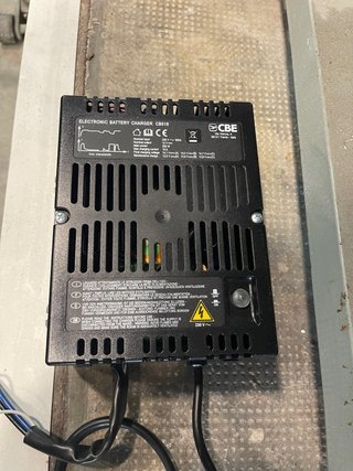 Cargador Batería CBE CB516 16A