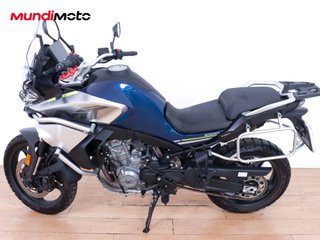CFMOTO MT 800 SPORT