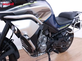 CFMOTO MT 800 SPORT