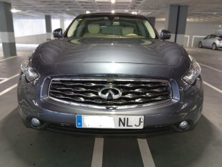 Infiniti FX30d S. ESPECTACULAR.