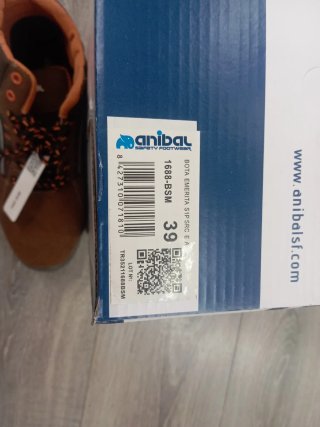 Bota de seguridad Émérita n 38-39-40-41-44-46
