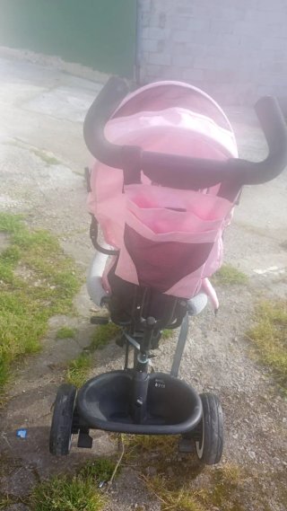 Triciclo Kinderkraft plegable