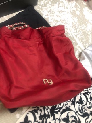 Purificación García Bolso Rojo Cadena Dorada