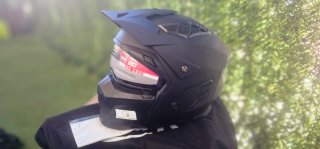 Casco  nuevo marca Vinz Kioto Negro con visera sol
