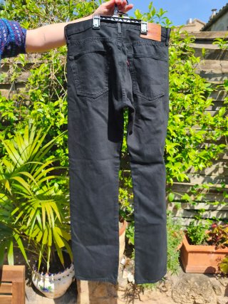 Pantalón Levi's Negro Original 501 L32