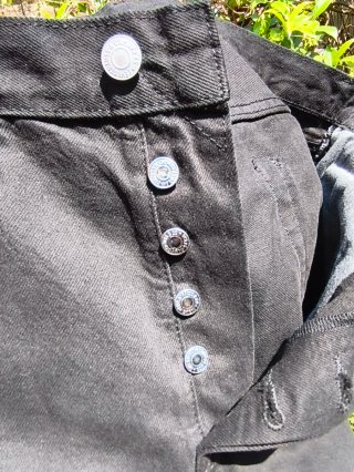 Pantalón Levi's Negro Original 501 L32