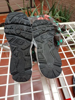 Zapatillas New Balance 850 Rosa y Plata