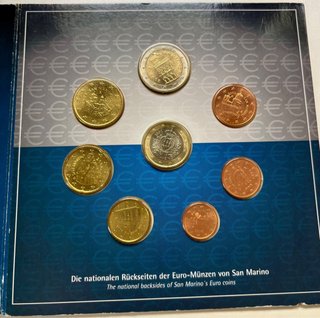 Set de Euros de San Marino 2002. Blister. Cartera