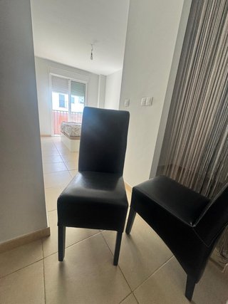 Sillas comedor polipiel negras (2 unidades)