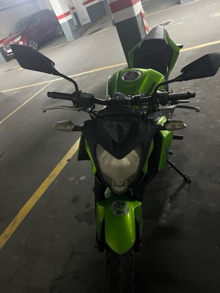 Kawasaki Z250 SL Verde