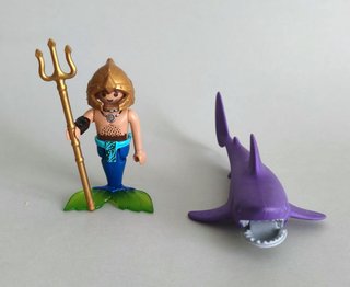 Playmobil Tritón con Tiburón Morado y Gris