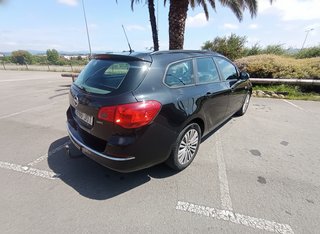 Opel Astra carroceria familiar 2015 todo al día.