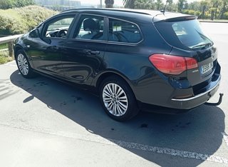 Opel Astra carroceria familiar 2015 todo al día.
