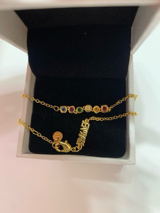 Pulsera Pandora Marvel Infinito dorada y colores