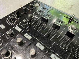 Pioneer DJM-900 Nexus + Flightcase ( 018900 )