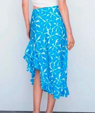 Saia estampada azul e branca