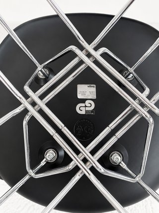 SILLAS DSR POR RAY & CHARLES EAMES PARA VITRA