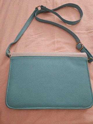 Bolso bandolera azul y beige