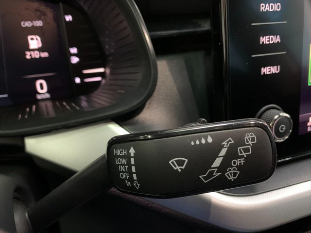SKODA KAMIQ 1.0 TSI DSG Emotion