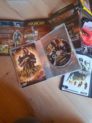 Lote 9 juegos PC variados