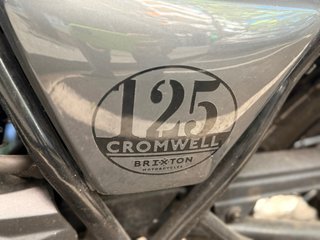 Brixton Cromwell 125cc Gris