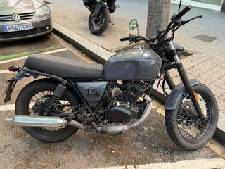 Brixton Cromwell 125cc Gris