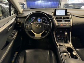 Lexus NX 2.5 300h Corporate 2WD + Navibox