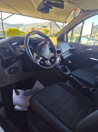 Ford Grand Tourneo Connec 2021