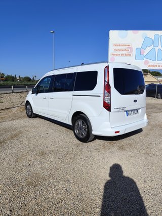 Ford Grand Tourneo Connec 2021