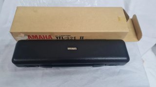 Flauta travesera Yamaha YFL-321 II