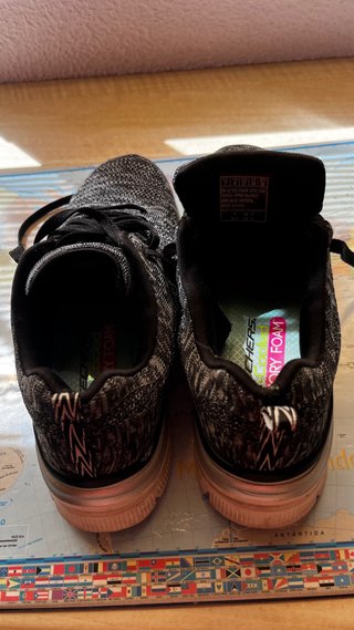 Zapatillas Skechers Mujer Negro/Gris
