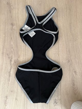 ARENA One Big Logo Bañador de Una Pieza Talla F 32