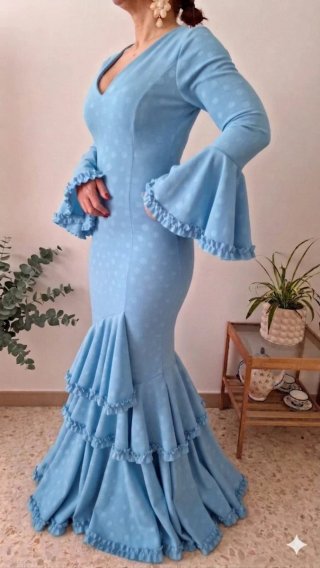 Traje de Flamenca Celeste TODAS LAS TALLAS