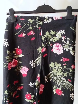 Pantaloni estivi floreali neri rosa M