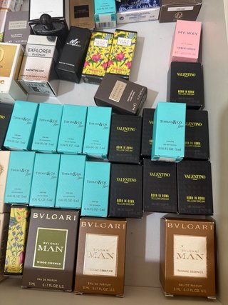 Mini profumi a scelta: Dior, Bvlgari, Valentino
