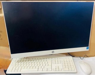 .- HP Todo en Uno PC Blanco.