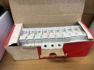 Portafudibles Legrand 01127 32A 380V