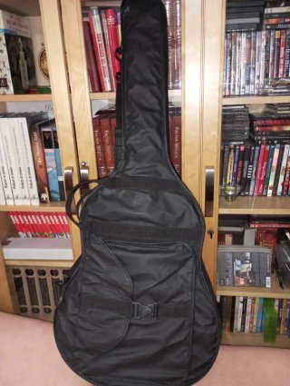 Guitarra Española con Funda